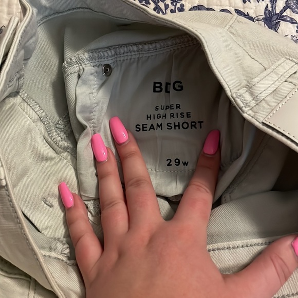 Urban Outfitters High Waist Short 🤍 - Picture 3 of 3